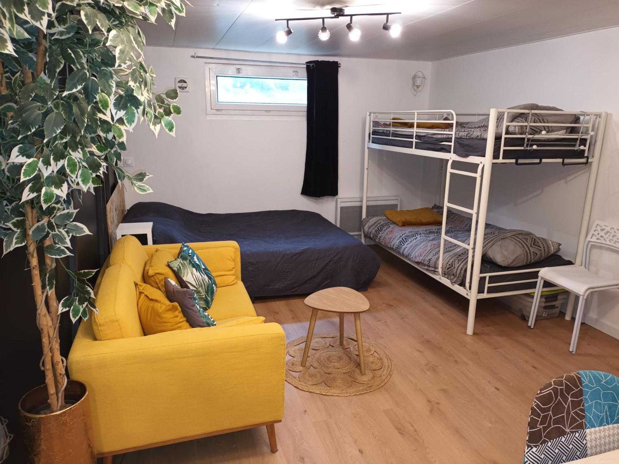 Appartement Tout Confort Le Fresne-Camilly Extérieur photo