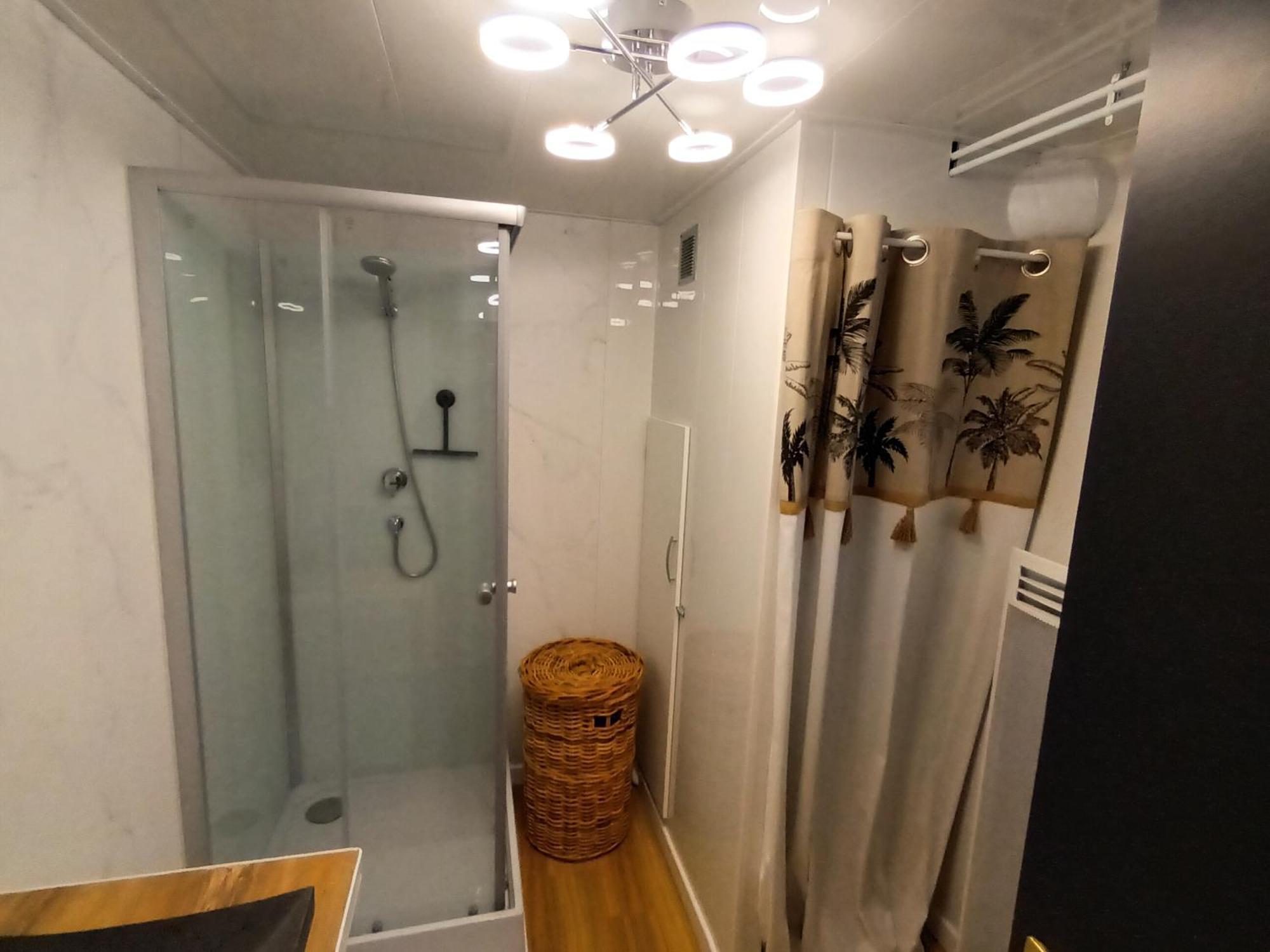 Appartement Tout Confort Le Fresne-Camilly Extérieur photo